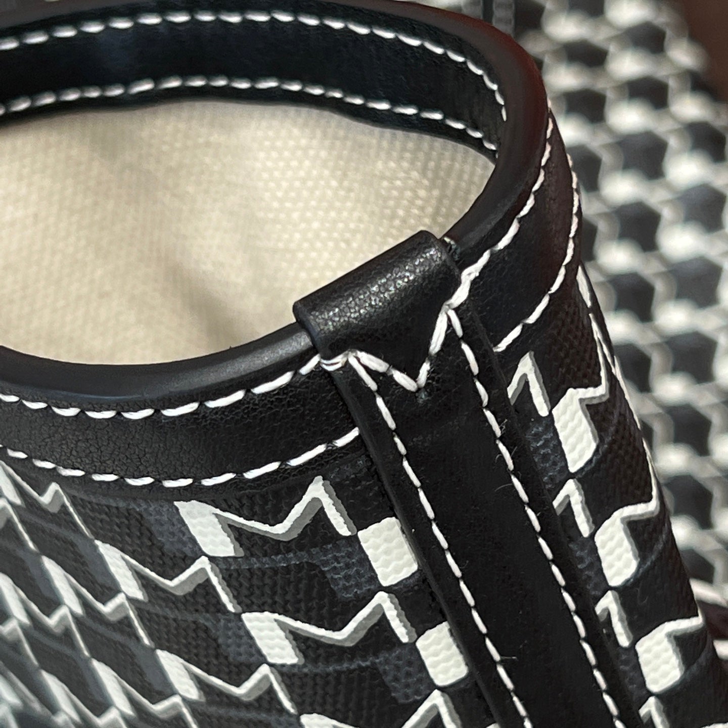 MOYNAT M CANVAS TOTE BLACK BAG GM