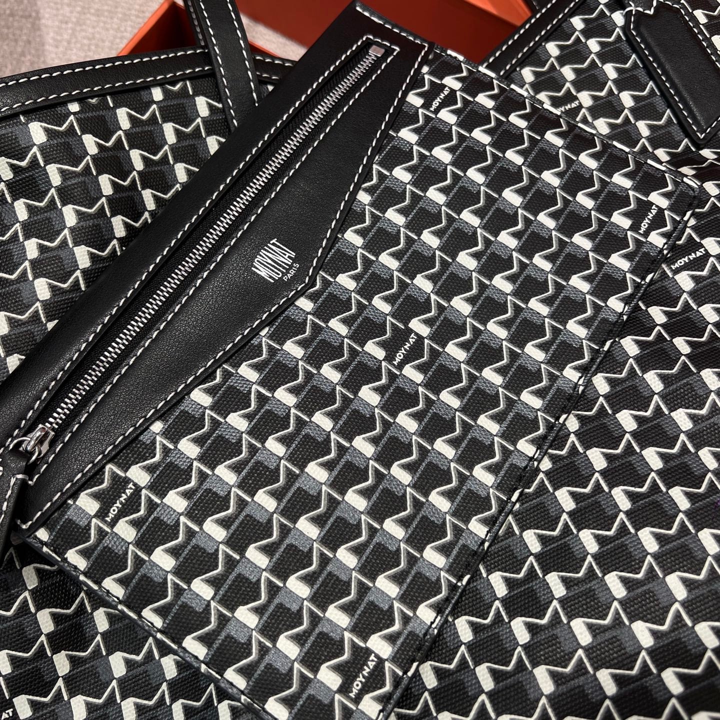 MOYNAT M CANVAS TOTE BLACK BAG GM