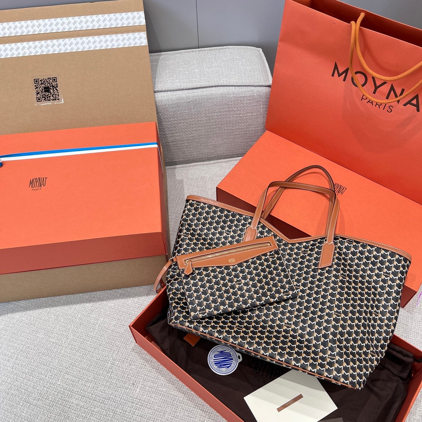 MOYNAT M CANVAS TOTE BROWN BAG GM