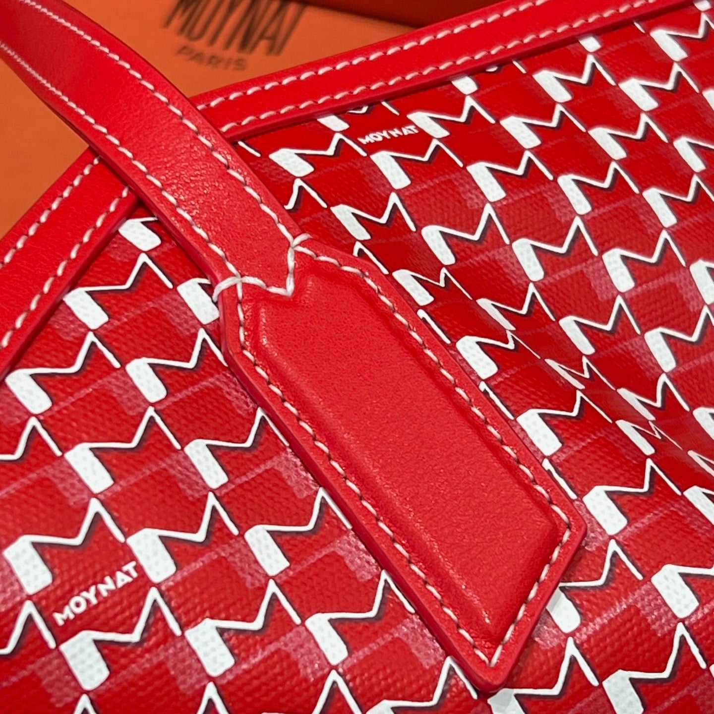 MOYNAT M CANVAS TOTE RED BAG GM