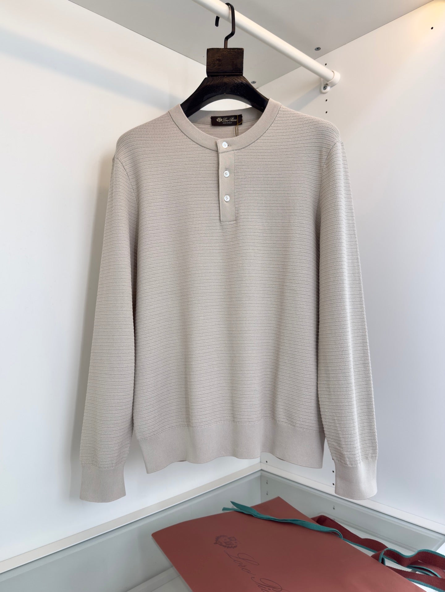 LORO PIANA WOVEN HENLEY COLLAR BIEGE SWEATSHIRT