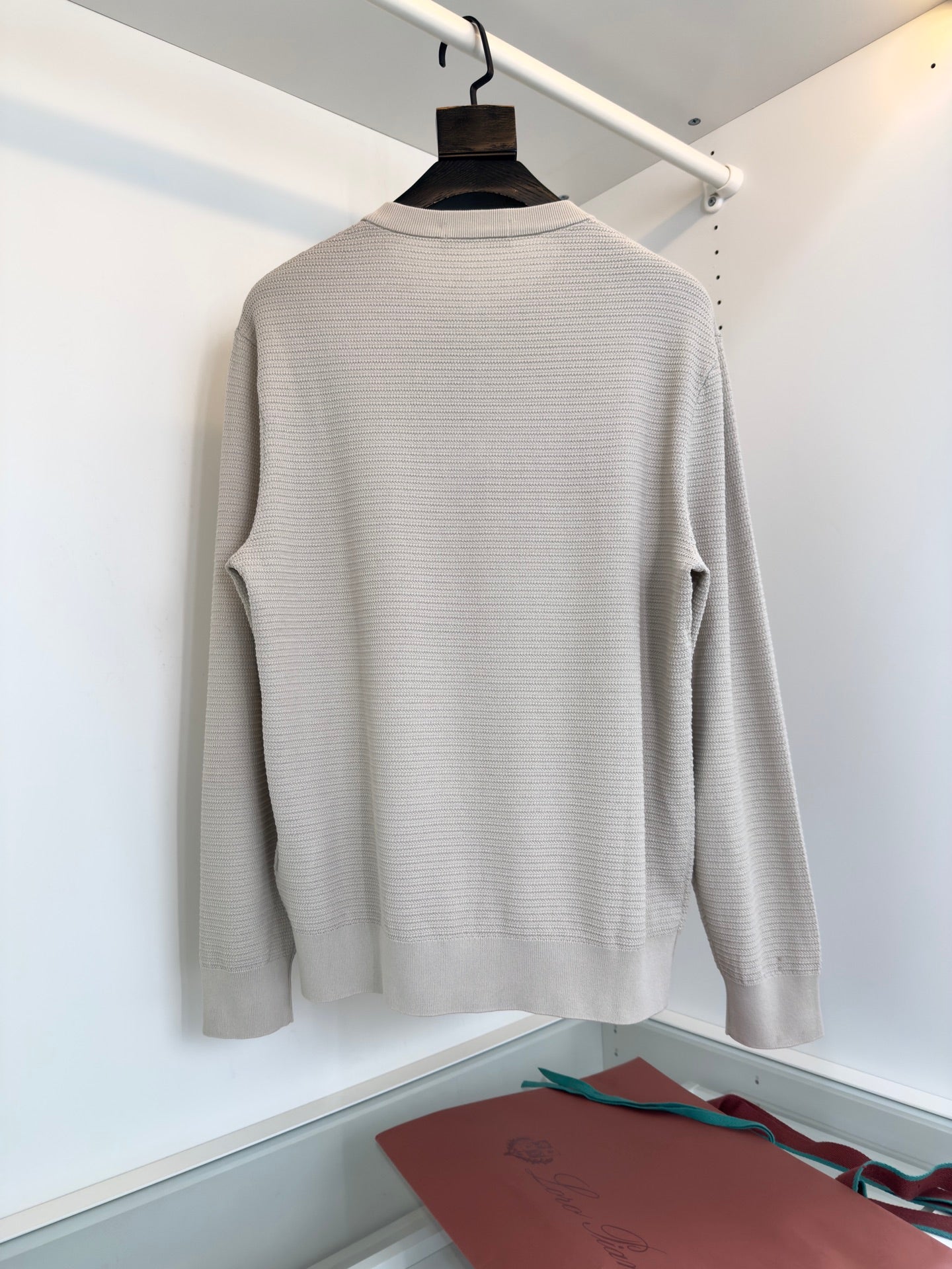 LORO PIANA WOVEN HENLEY COLLAR BIEGE SWEATSHIRT