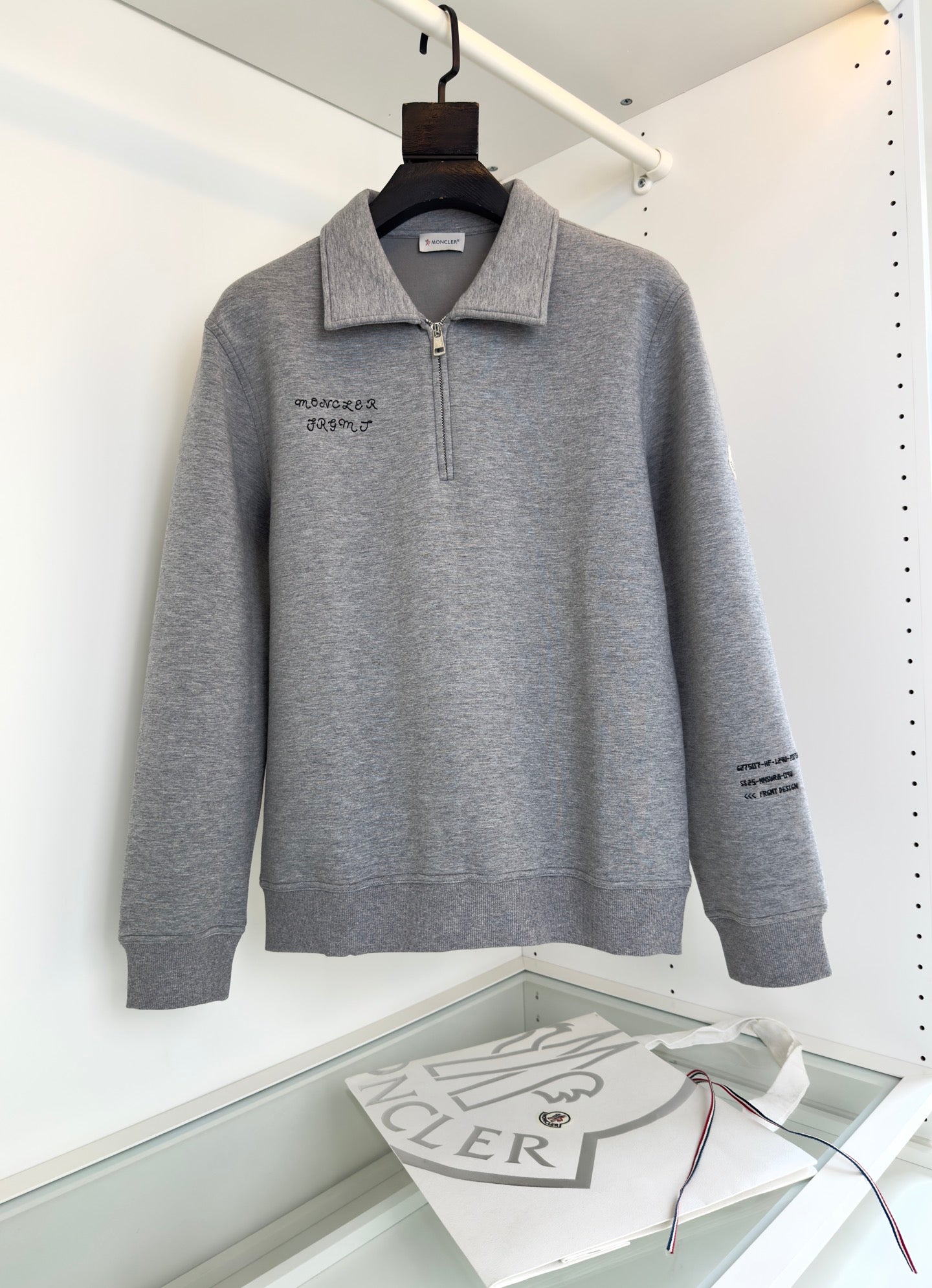 MONCLER X FRGMT ZIP-UP COTTON GREY SWEATSHIRT