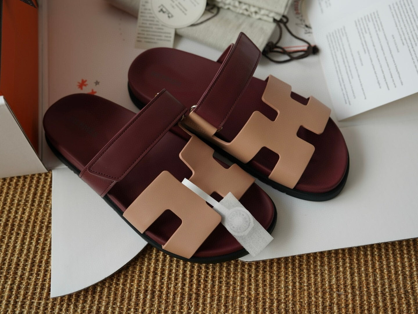 HERMES CHYPRE WOMEN RED & BEIGE CALFSKIN SANDALS