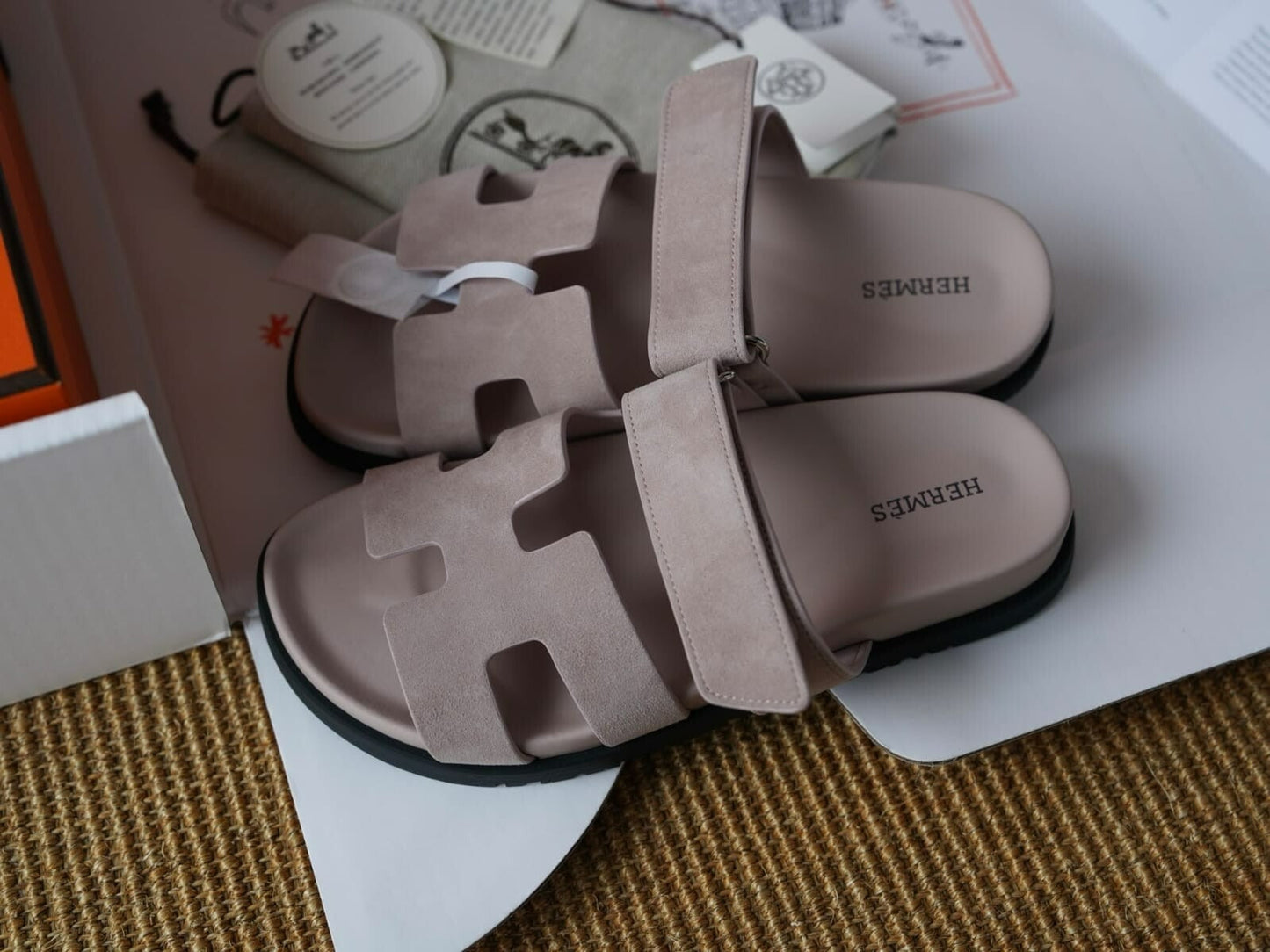 HERMES NUDE PINK SUEDE GOATSKIN WOMEN CHYPRE SANDALS