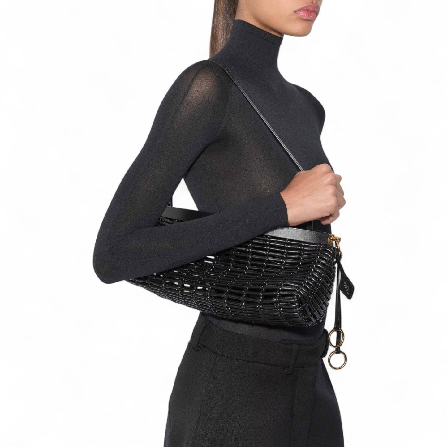 ALAÏA LE CLICK EAST WEST MEDIUM IN BRAIDED CALFSKIN BLACK BAG