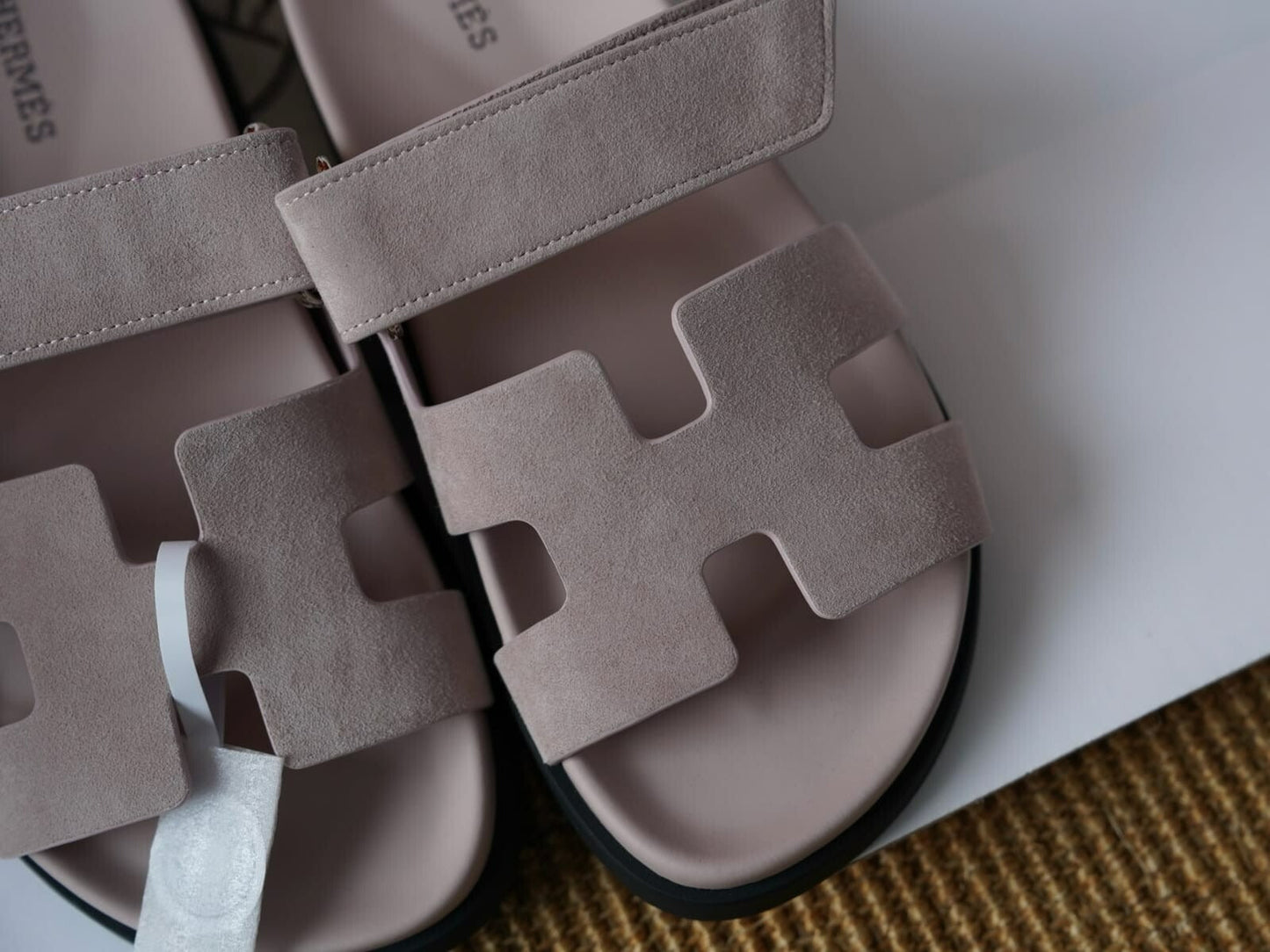 HERMES NUDE PINK SUEDE GOATSKIN WOMEN CHYPRE SANDALS